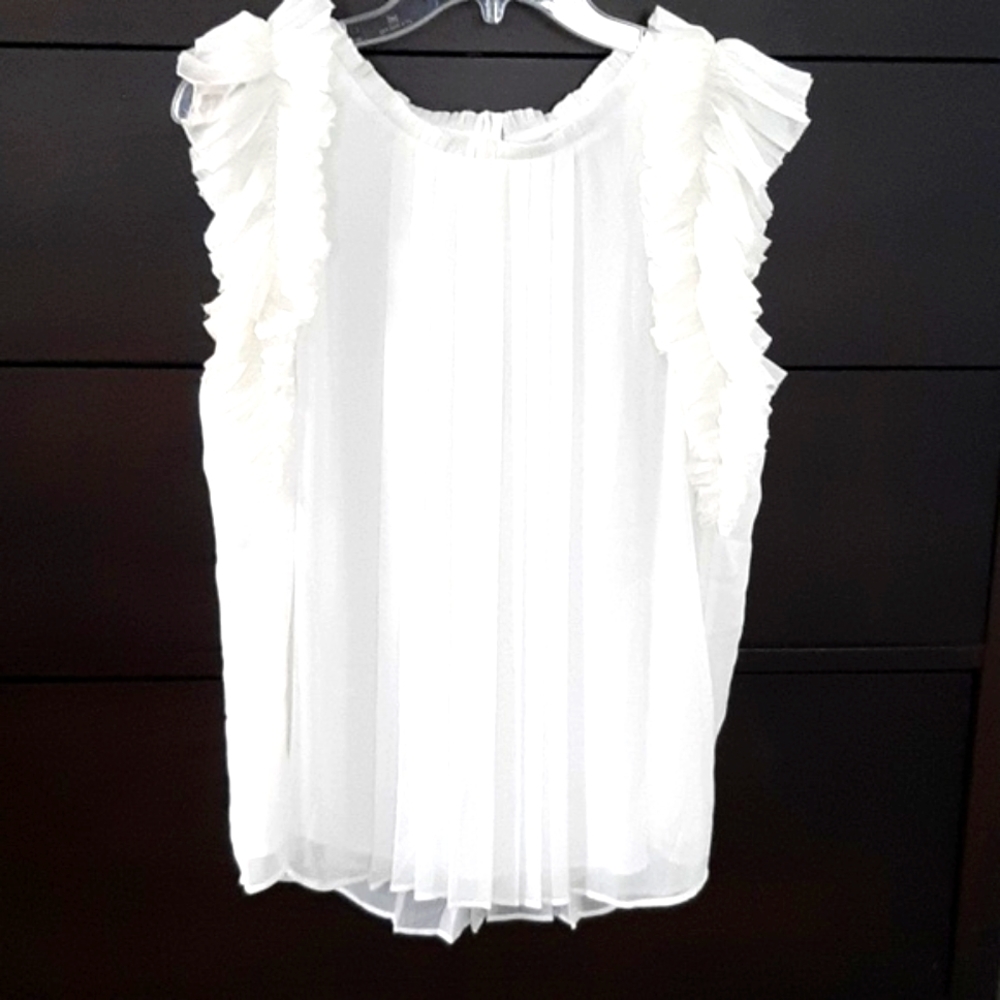 WHBM Pleated Medium Top
